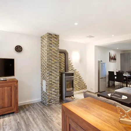 Lausebuche Im Sauerland * לנסטאט